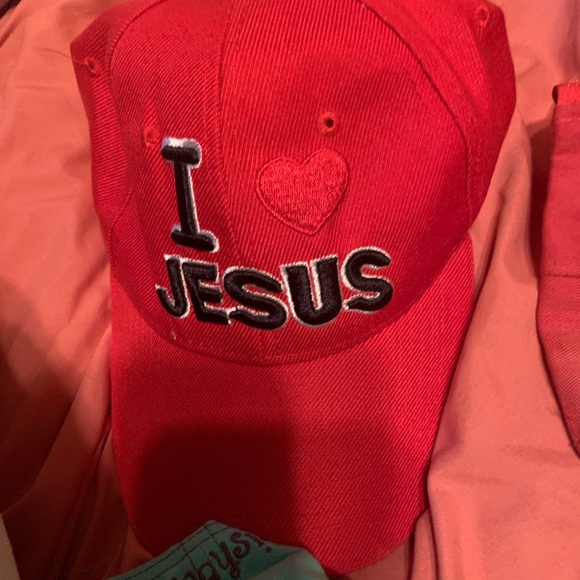 Designer caps - Picture 3 of 5